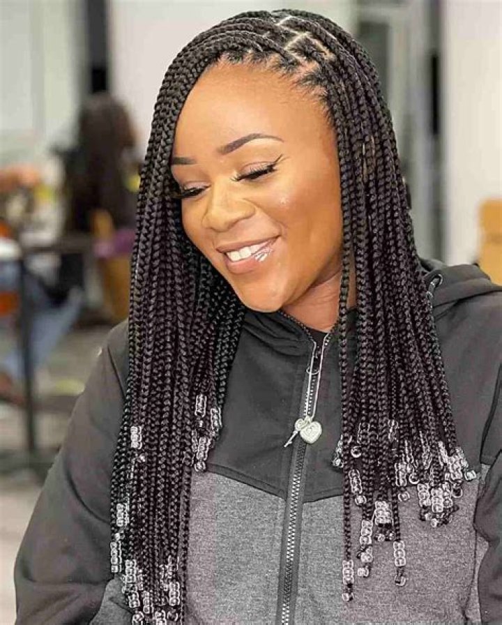 40 ideas for knotless braid hairstyles to wear and be trendy in 2024