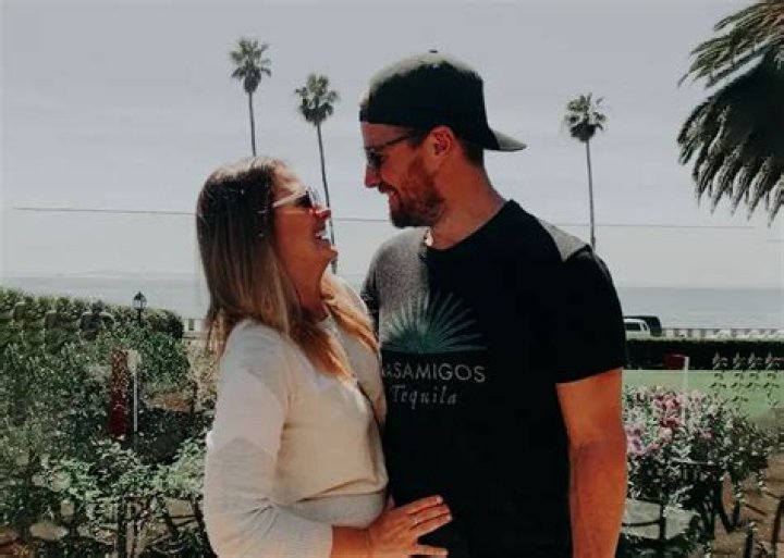 A Look Into Stephen Amell and Wife Cassandra Jeans’ Relationship Timeline