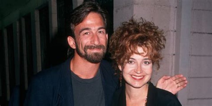 Annie Potts' Husbands: A Journey Through Love, Divorce, And Rekindled Romance