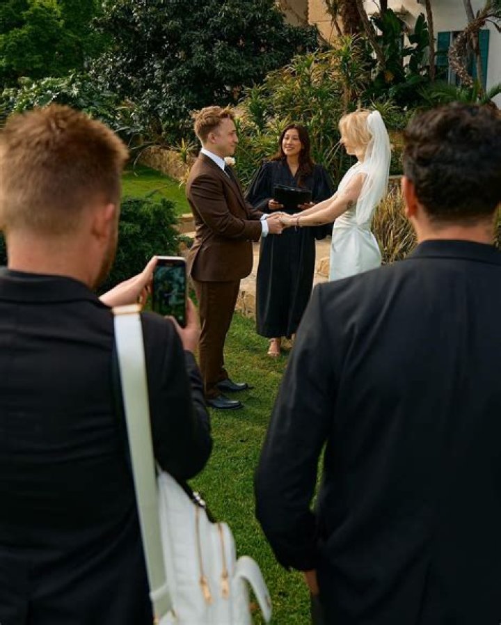 Are Love Is Blind Stars Courtney And Shayne Still Married? Latest News