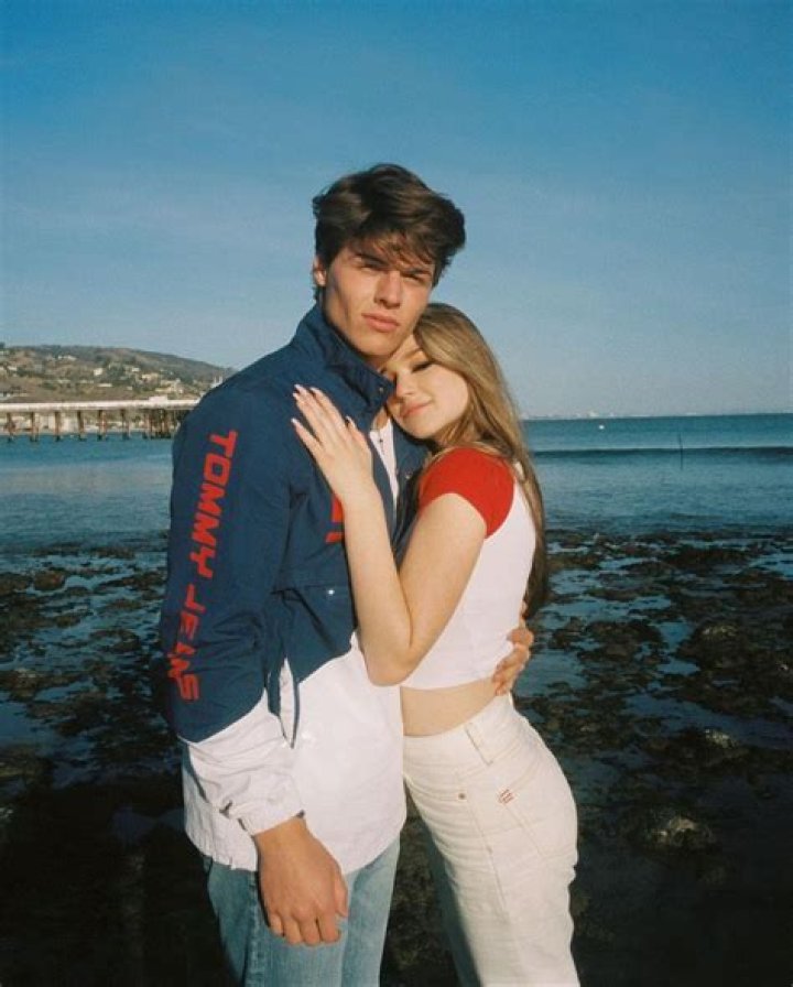 Brooke Monk’s Boyfriend Posts Her Rare Pictures without Makeup