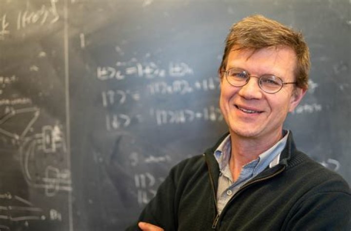 Channing Robertson: The Famous Professor Of Chemical Engineering