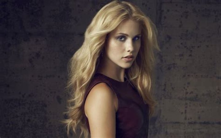 Claire Holt – Biography, Facts & Life Story
