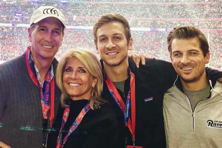 Cris Collinsworth's Son Makes A Name For Himself In Football