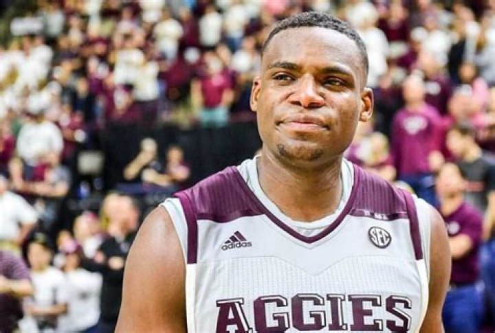 Danuel House Jr. biography: age, height, family, stats, salary