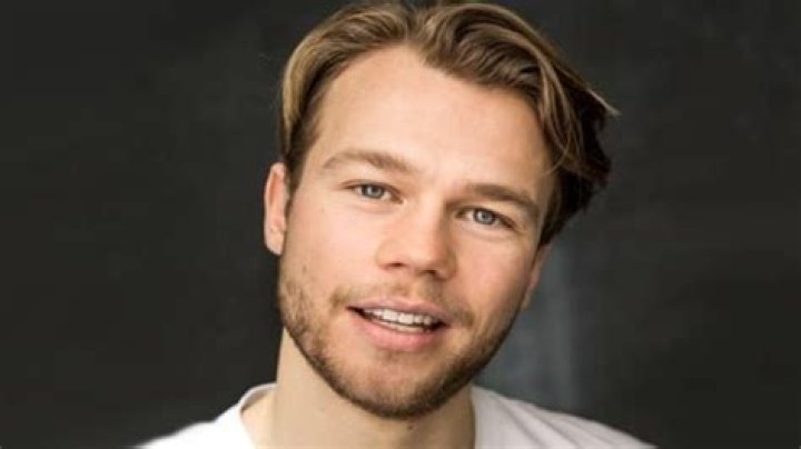 David Elsendoorn Wife: Is The Actor Married? Dating History