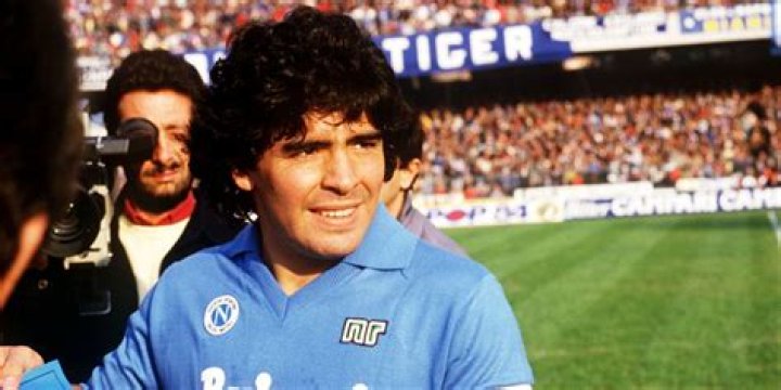 Diego Maradona was paid heavily to attend prison party with Pablo Escobar