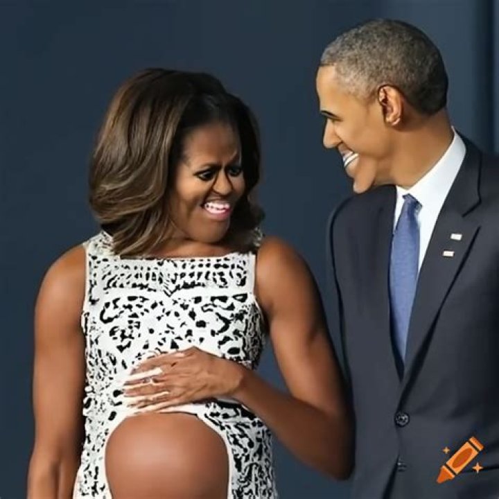Discover Michelle Obama's Iconic Pregnancy Photos