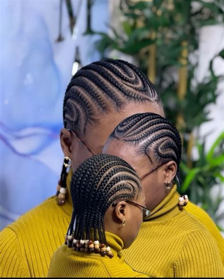 "I Will Pay Your Bride Price Again": Man Joyfully Hypes His Wife Because She Made All Back Hairstyle