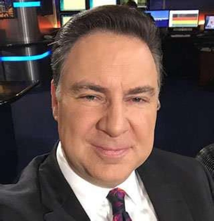 Inside Fox 32 Meteorologist Mike Caplan's Married Life With Wife And Son - Bio Included
