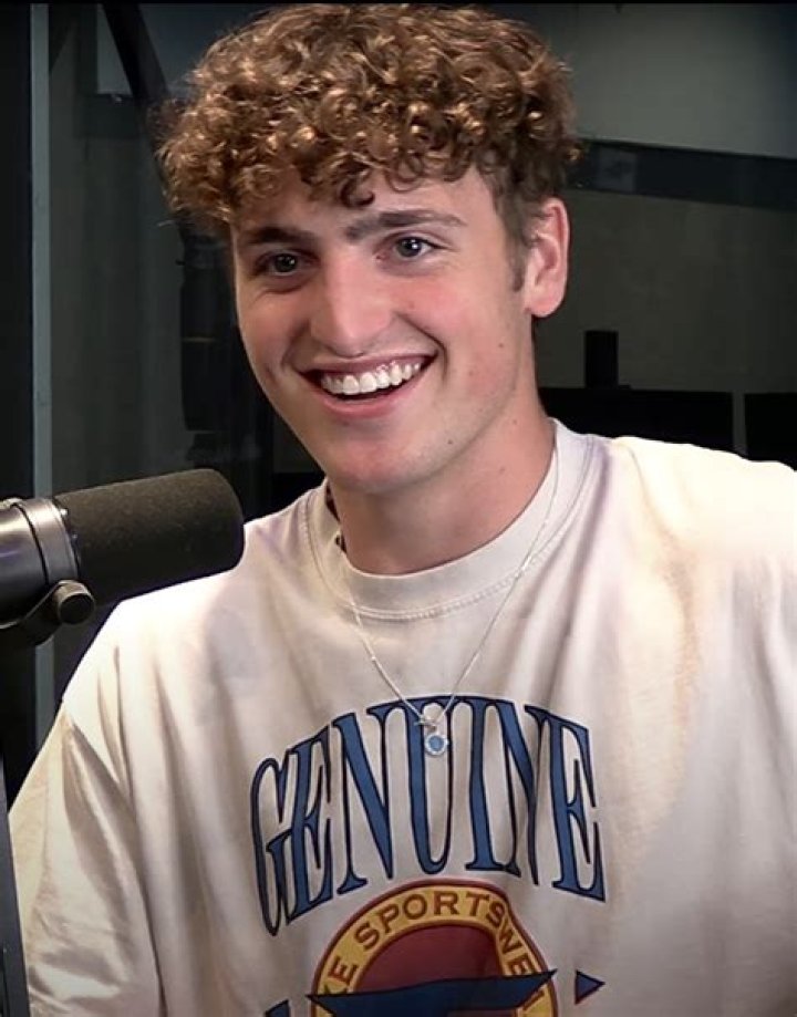 Is Benson Boone Straight Or Not? Uncovering The Truth