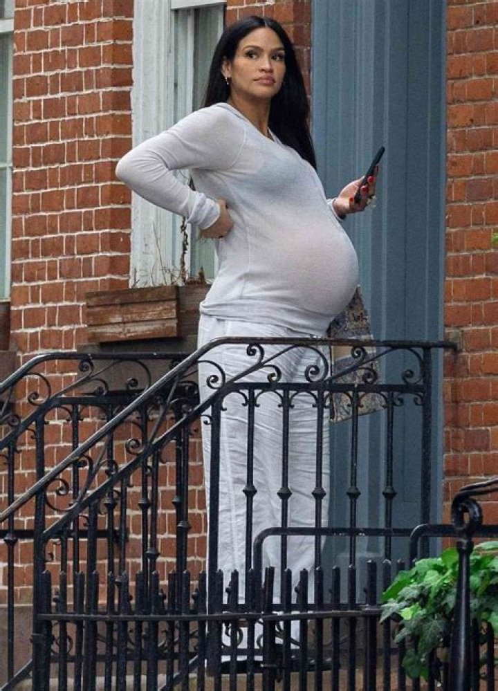 Is Cassie Pregnant In 2023? Weight Gain And Baby Bump