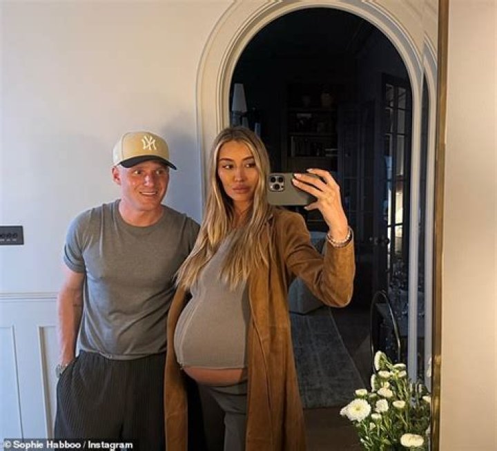 Is Sophie Habboo Pregnant In 2023? Weight Gain And Baby