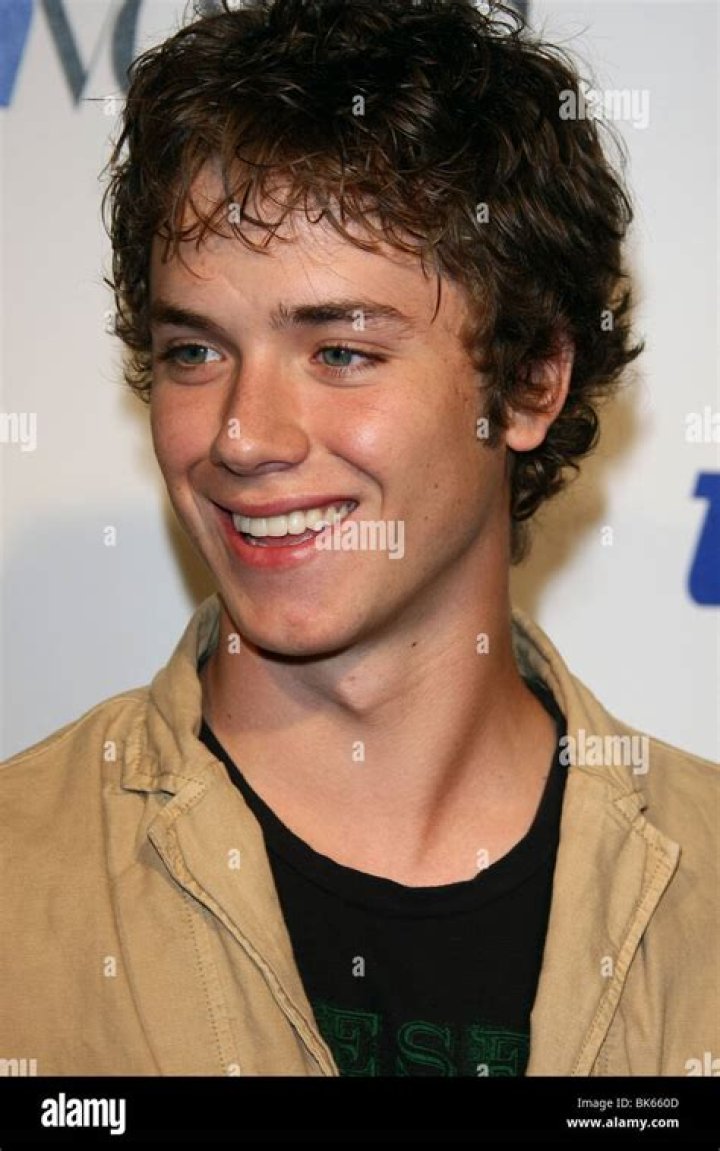Jeremy Sumpter Height