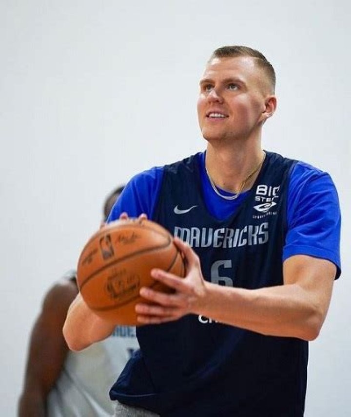 Kristaps Porzingis Wiki, Height, Age, Girlfriend, Biography, Nationality, Family & Career