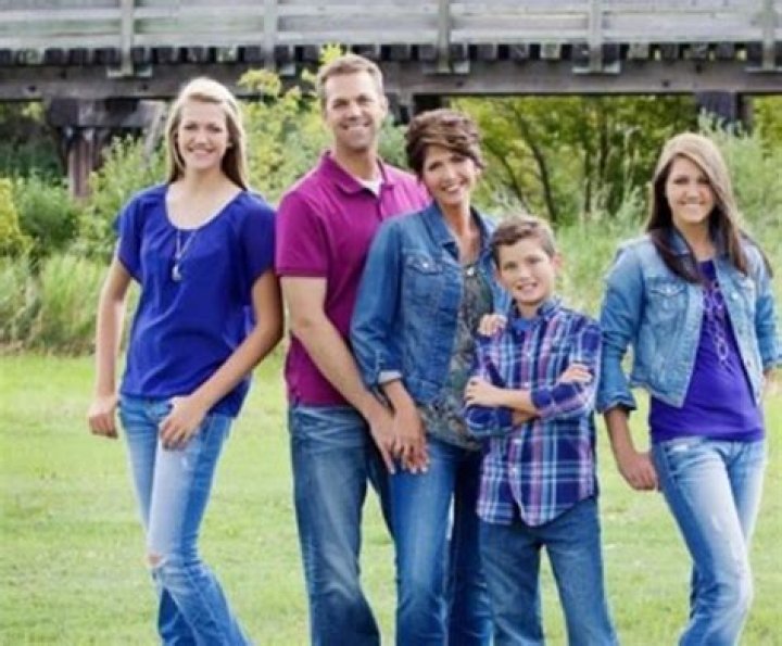 Kristi Noem's Children: A Look At Their Ages