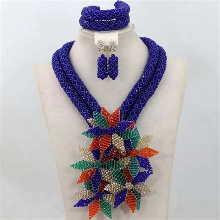 Latest Nigerian bead designs: top ideas