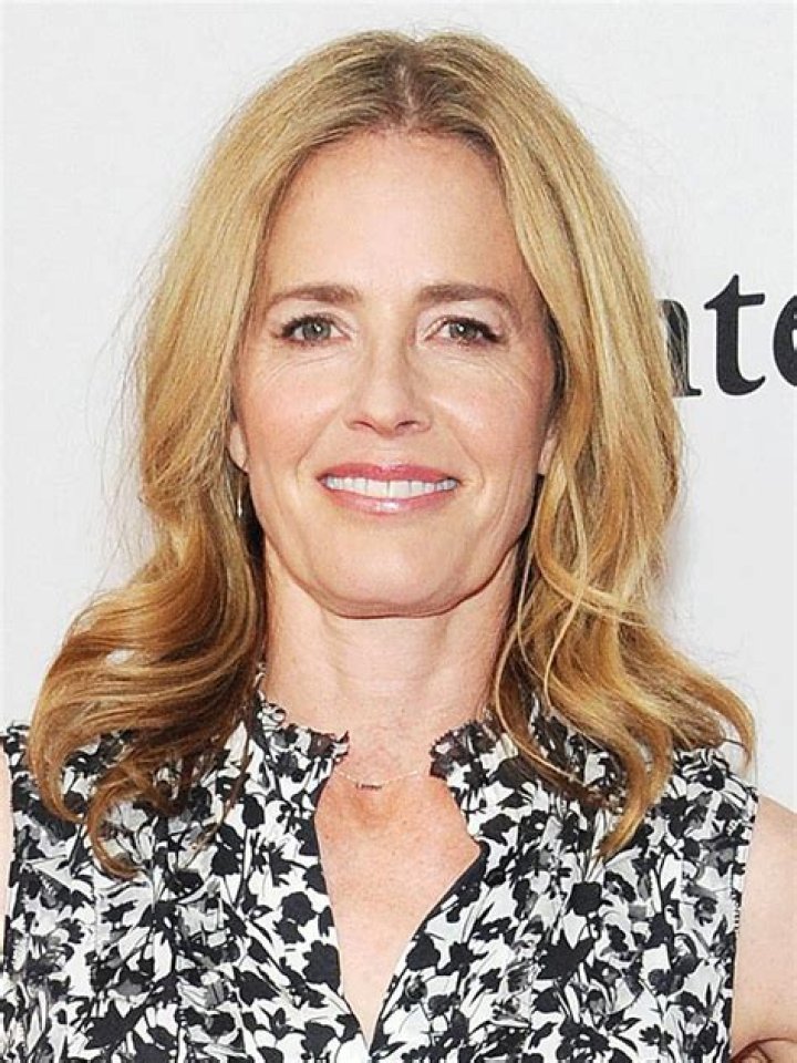 Legendary Actress Elisabeth Shue: A Cinematic Icon