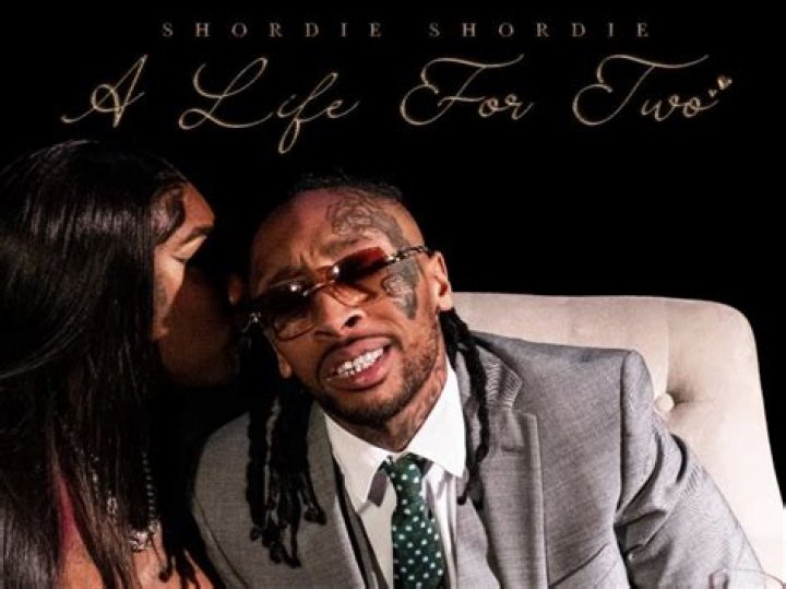Lyrics & Translations of $1000 by Shordie Shordie