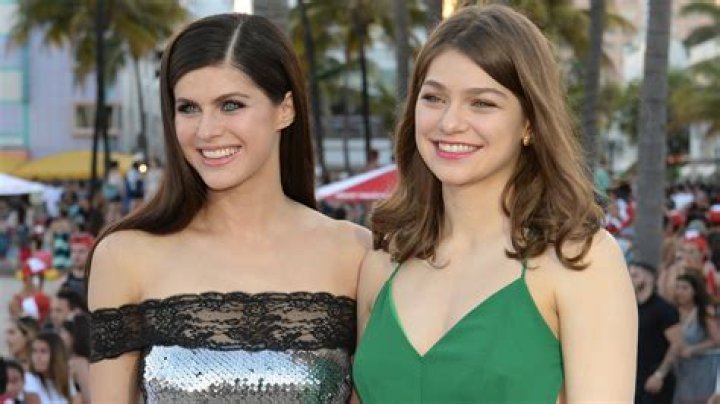 
Meet Catharine Daddario – Matthew Daddario and Alexandra Daddario’s Sibling Sister
