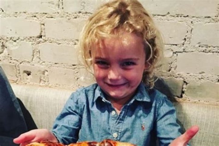 
Meet Fianna Francis Masterson – Photos Of Danny Masterson’s Daughter With Bijou Phillips
