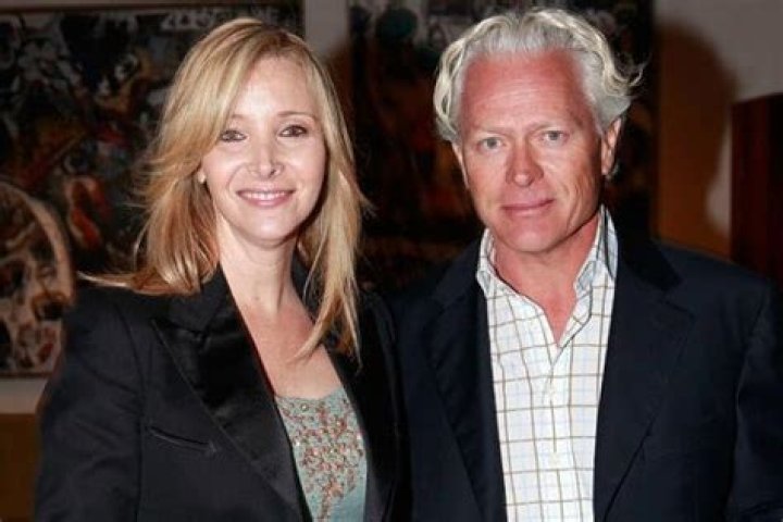 
Meet Julian Murray Stern – Photos Of Lisa Kudrow’s Son With Husband Michel Stern
