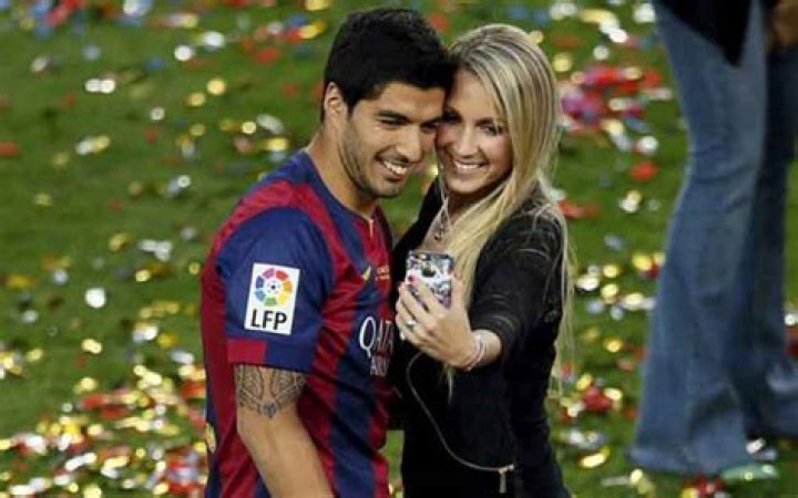 Meet The Stunning Wife Of Legendary Footballer Luis Suarez