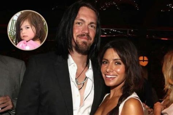 
Meet Violet Moon Howey – Photos Of Sarah Shahi’s Daughter With Husband Steve Howey
