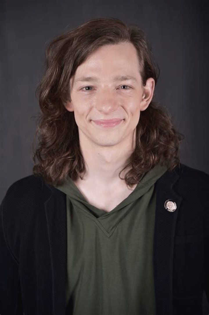 Mike Faist – Biography, Facts & Life Story