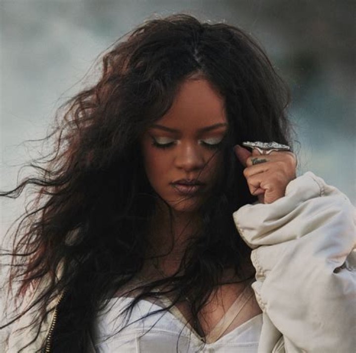 "Notes Were Flat: Rihanna’s ‘Lift Me Up’ Performance at Oscars Has Netizens Questioning Her Singing Abilities