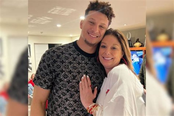 Patrick Mahomes Mom Getting Married