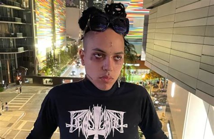 Poorstacy from USA | Popnable