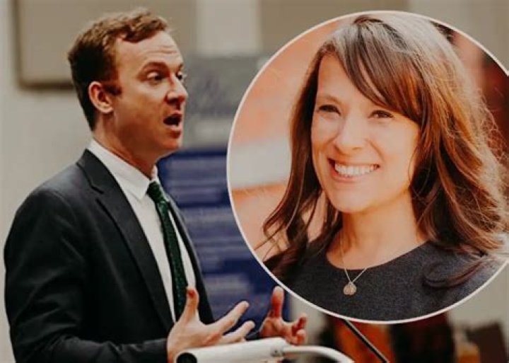 Reporter Jonathan Lemire and Wife Carrie Melago Share Common Interest in Journalism