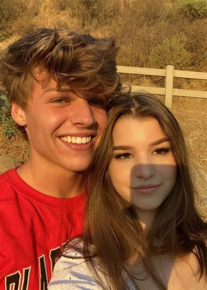 Sam Dezz Age, Height, Girlfriend, Net Worth, Wiki