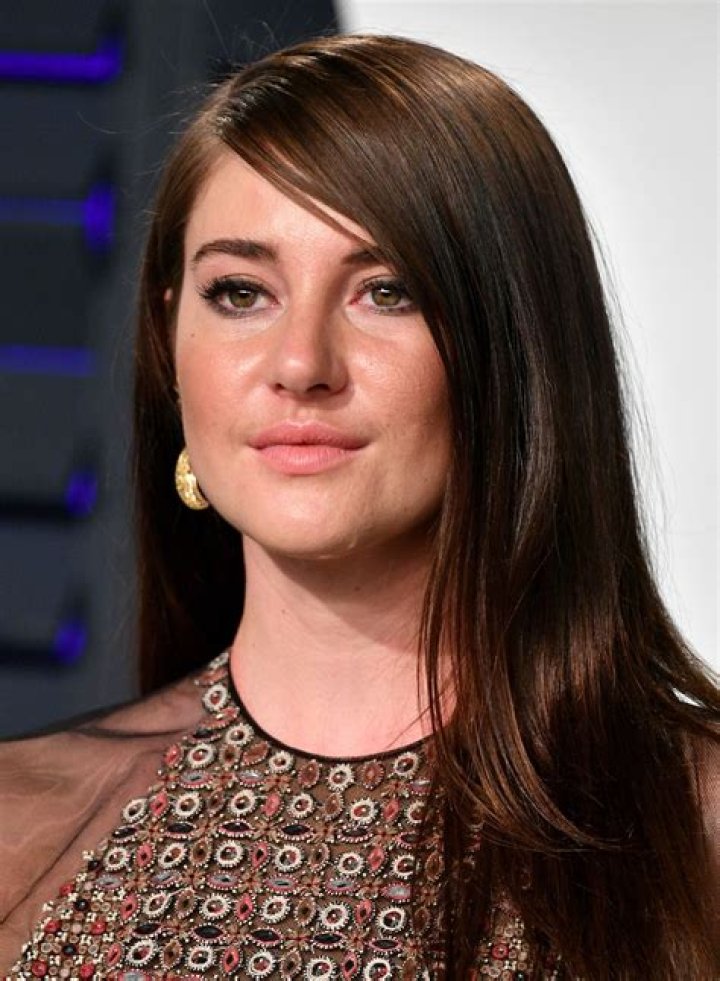 Shailene Woodley's Other Half: Uncovering Her Romantic Journey