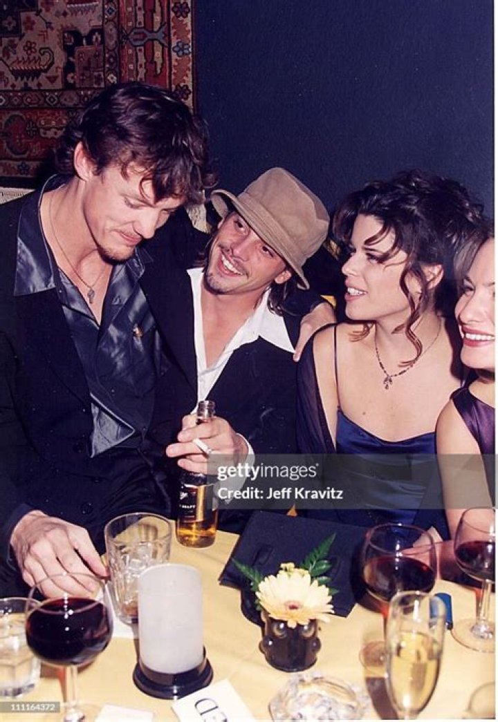 Skeet Ulrich And Neve Campbell: A Comprehensive History Of Their Relationship