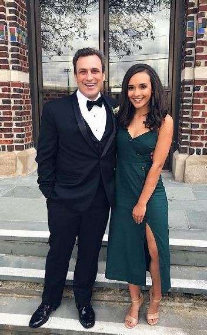 Tracye Hutchins, CBS 46 Anchor' & Husband Wedding Took Wrong Turn; A Bio