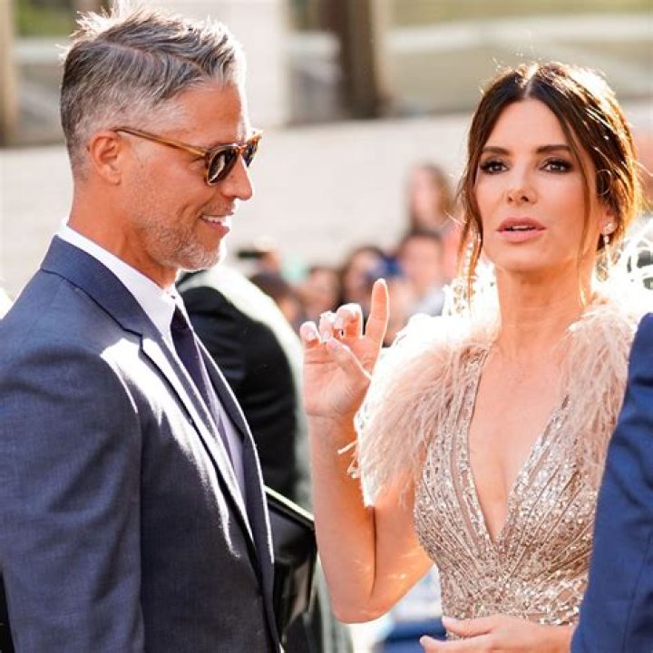 Unraveling The Secrets Of A Private Love Story