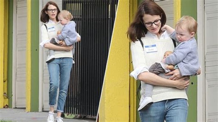 Unveiling The Enigmatic World Of Steve Martin's Daughter