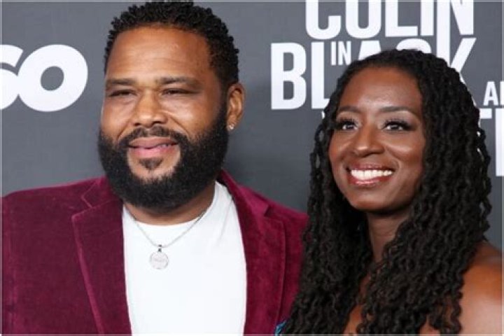 What Does Alvina Stewart Do For A Living?