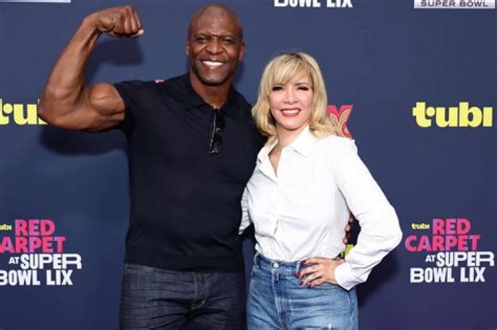 Who Is Brenda Kelly, Jonathan Crews Girlfriend? Wikipedia And Age