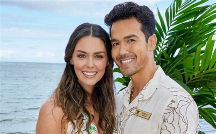 Who Is Kanoa Igarashi Girlfriend Teresa Bonvalot? Net Worth
